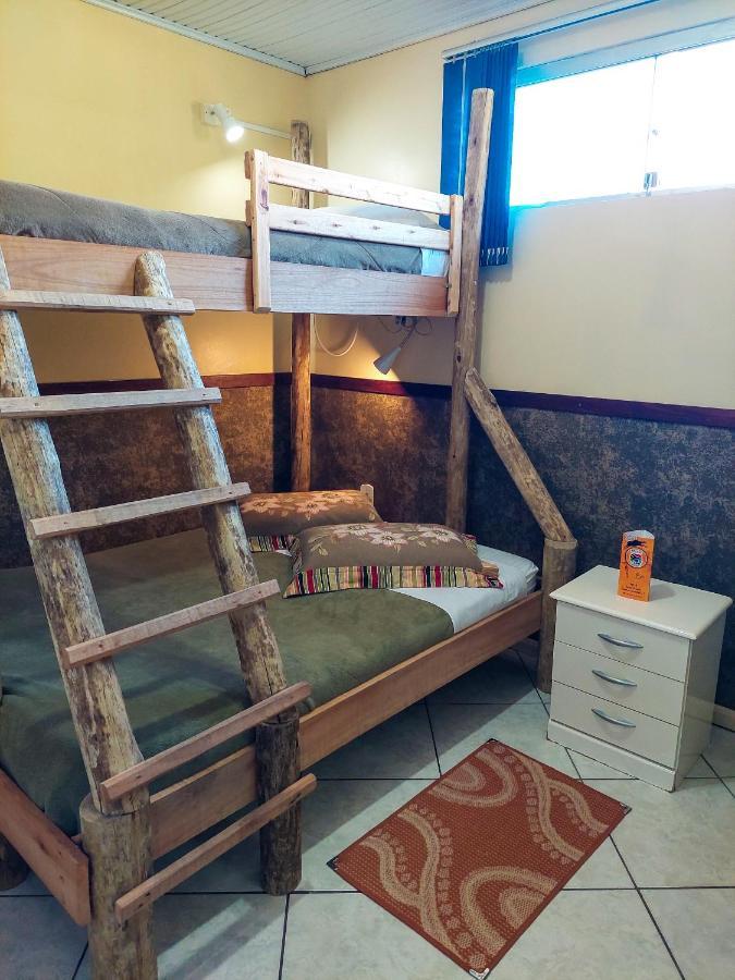 Hostel Cape Town - Cambará Екстериор снимка