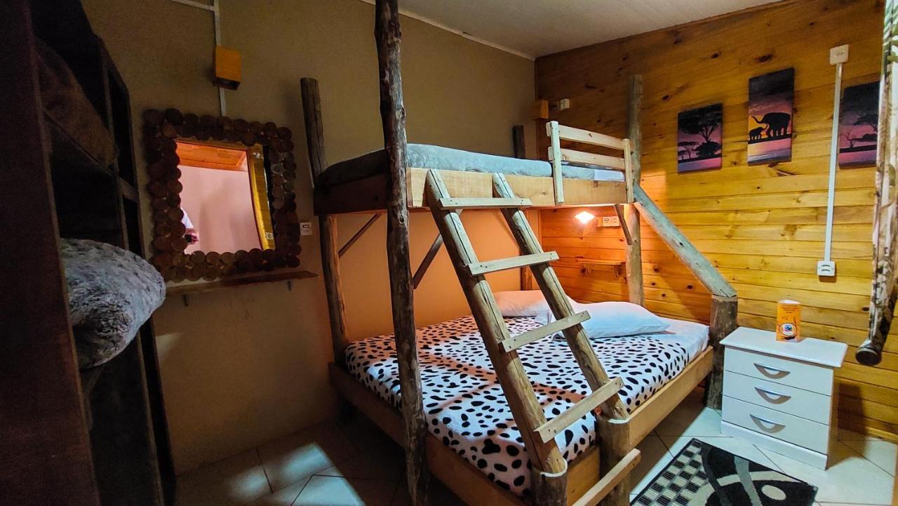 Hostel Cape Town - Cambará Екстериор снимка